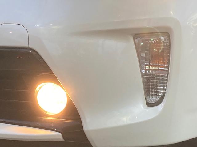 プリウス S 後期モデル・パールホワイト・車内クリーニング・ボディーメンンテナンス・SDナビ・Bluetooth・Bカメラ・スマートキー・PUSHスタート・純正15インチアルミホイール・HIDヘッド・オートAC(52枚目)