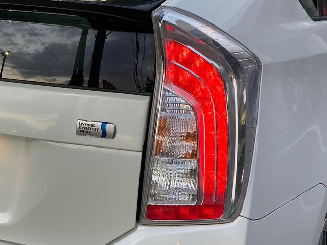 プリウス S 後期モデル・パールホワイト・車内クリーニング・ボディーメンンテナンス・SDナビ・Bluetooth・Bカメラ・スマートキー・PUSHスタート・純正15インチアルミホイール・HIDヘッド・オートAC(54枚目)