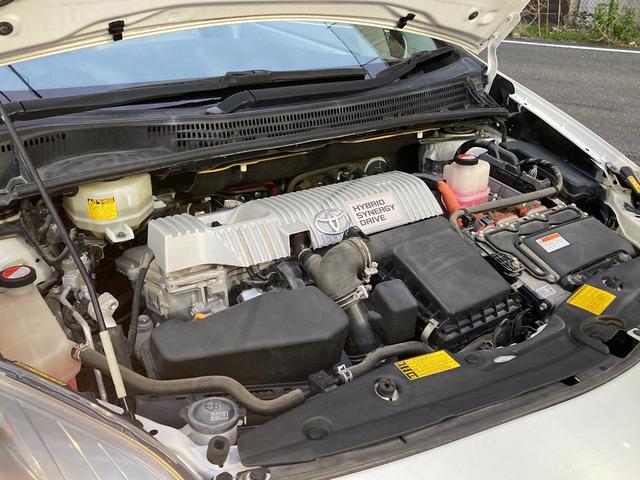 プリウス S 後期モデル・パールホワイト・車内クリーニング・ボディーメンンテナンス・SDナビ・Bluetooth・Bカメラ・スマートキー・PUSHスタート・純正15インチアルミホイール・HIDヘッド・オートAC(56枚目)