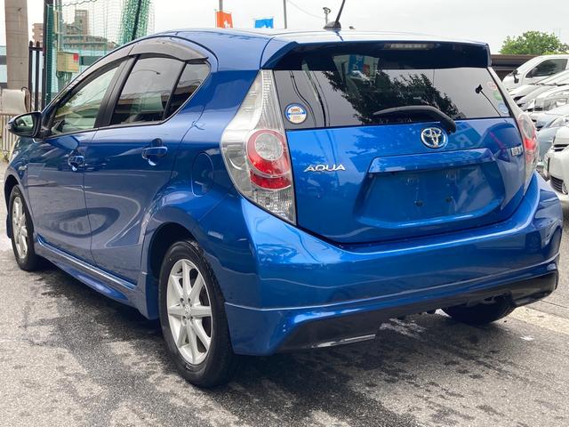 アクア S スマートキー・フルエアロ・純正ナビ・TV・Bカメラ・ETC・純正アルミ・PUSHスタート・プロジェクターヘッドライト・ECOモード・オートエアコン・AUTOライト・電動格納・アイドリングストップ(26枚目)