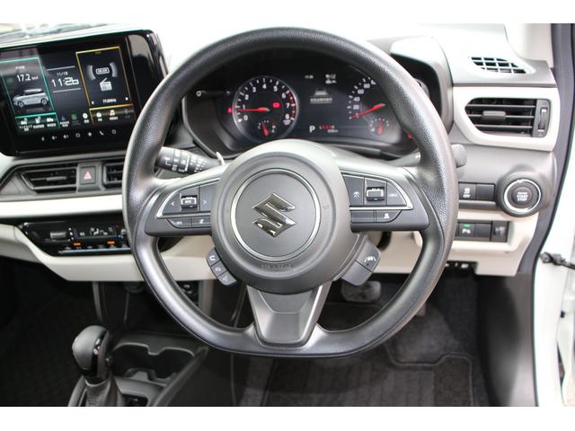スイフト XG LEDランプ スズキコネクト対応オーディオ 当社試乗車 オートライト プッシュスタート シートヒーター オートエアコン スズキセーフティーサポート 横滑り防止機能 衝突安全ボディ 盗難防止システム(9枚目)