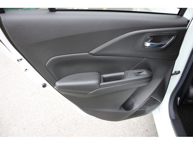 スイフト XG LEDランプ スズキコネクト対応オーディオ 当社試乗車 オートライト プッシュスタート シートヒーター オートエアコン スズキセーフティーサポート 横滑り防止機能 衝突安全ボディ 盗難防止システム(39枚目)