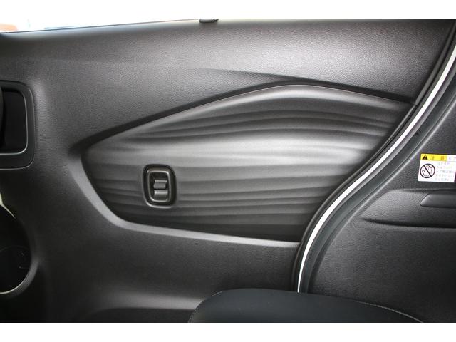 ソリオ ＨＹＢＲＩＤ　ＭＺ　全方位ナビ　両側電動スライドドア　バックカメラ　オートライト　スライドドア　Ｂｌｕｅｔｏｏｔｈ　純正ナビ　プッシュスタート　シートヒーター　オートエアコン　衝突被害軽減システム　アイドリングストップ　衝突安全ボディ　盗難防止システム（40枚目）