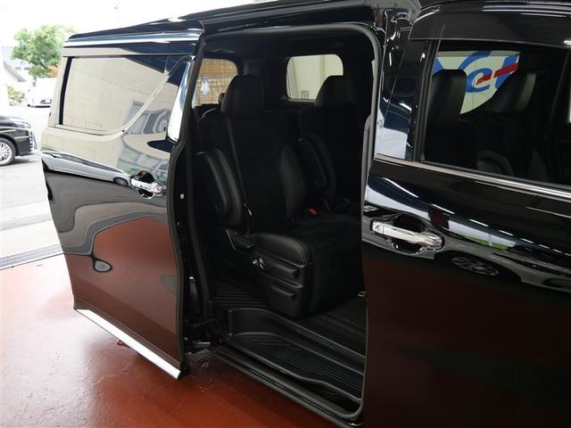 アルファード 2.5S タイプゴールド フルセグ メモリーナビ ミュージックプレイヤー接続可 バックカメラ 衝突被害軽減システム ETC 両側電動スライド LEDヘッドランプ 乗車定員7人 3列シート ワンオーナー フルエアロ(24枚目)