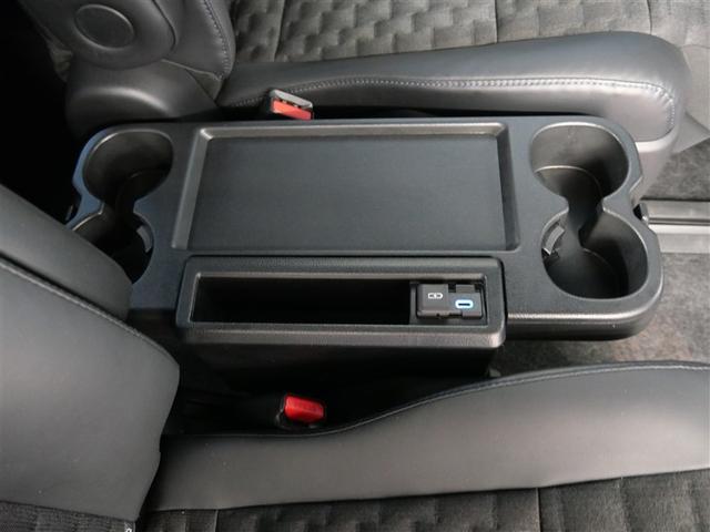 ヴォクシー S-Z フルセグ メモリーナビ DVD再生 ミュージックプレイヤー接続可 後席モニター バックカメラ 衝突被害軽減システム ETC 両側電動スライド LEDヘッドランプ 乗車定員7人 3列シート ワンオーナー(25枚目)