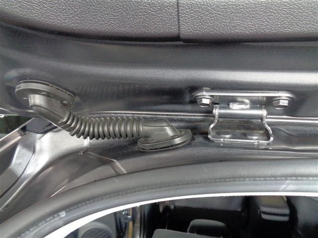 プリウス Aツーリングセレクション フルセグ メモリーナビ DVD再生 ミュージックプレイヤー接続可 バックカメラ 衝突被害軽減システム ETC LEDヘッドランプ ワンオーナー フルエアロ(27枚目)