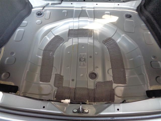 プリウス Aツーリングセレクション フルセグ メモリーナビ DVD再生 ミュージックプレイヤー接続可 バックカメラ 衝突被害軽減システム ETC LEDヘッドランプ ワンオーナー フルエアロ(28枚目)