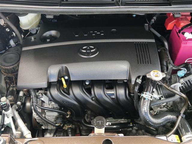 シエンタ Ｇ　クエロ　４ＷＤ　フルセグ　メモリーナビ　ＤＶＤ再生　ミュージックプレイヤー接続可　衝突被害軽減システム　ＥＴＣ　ドラレコ　両側電動スライド　ＬＥＤヘッドランプ　ウオークスルー　乗車定員６人　３列シート（20枚目）