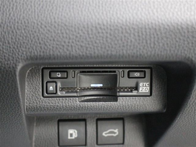 クラウンクロスオーバー Ｇアドバンスド・レザーパッケージ　革シート　４ＷＤ　フルセグ　メモリーナビ　ミュージックプレイヤー接続可　バックカメラ　衝突被害軽減システム　ＥＴＣ　ＬＥＤヘッドランプ　アイドリングストップ（30枚目）