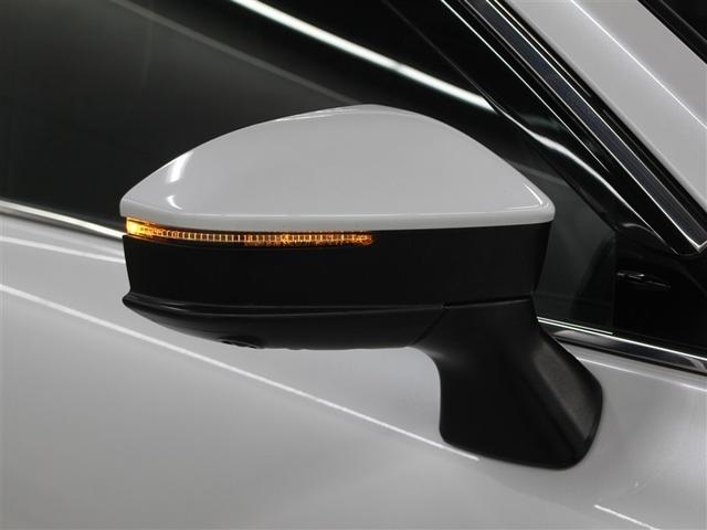 クラウンクロスオーバー Gアドバンスド・レザーパッケージ 革シート 4WD フルセグ メモリーナビ ミュージックプレイヤー接続可 バックカメラ 衝突被害軽減システム ETC ドラレコ LEDヘッドランプ フルエアロ アイドリングストップ(19枚目)