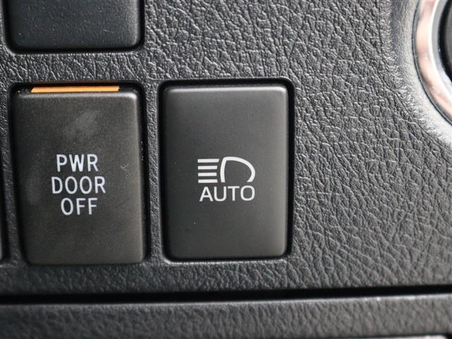 アルファード ２．５Ｓ　Ｃパッケージ　フルセグ　メモリーナビ　ＤＶＤ再生　ミュージックプレイヤー接続可　後席モニター　バックカメラ　衝突被害軽減システム　ＥＴＣ　ドラレコ　両側電動スライド　ＬＥＤヘッドランプ　乗車定員７人　３列シート（24枚目）