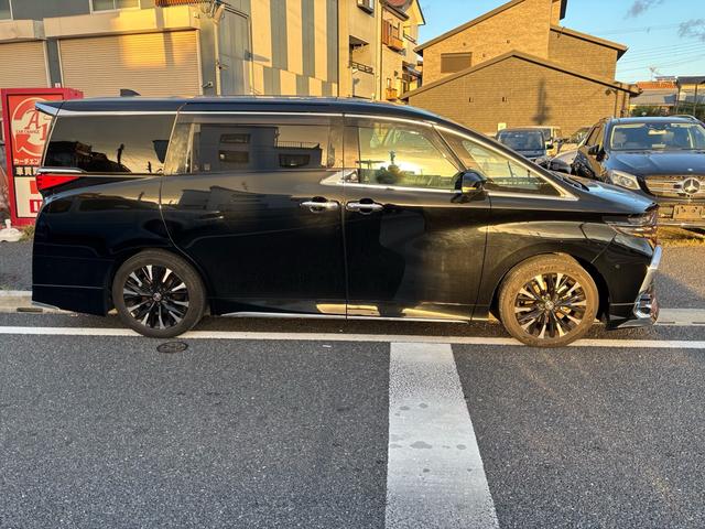 アルファードハイブリッド エグゼクティブラウンジ ワンオーナー車/ユーザー買取直販/モデリスタエアロ/マフラー/DVD/HMID/オプション19インチアルミホイール(9枚目)