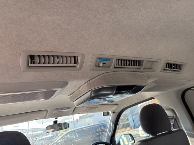 ハイエースバン ロングスーパーGL HDDナビ/地デジTV/バックカメラ/ETC/リアフリップダウンモニター/室内LED灯/リアスモーク小窓付き(22枚目)