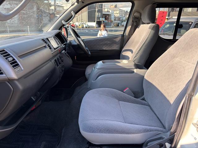 ハイエースバン ロングスーパーGL HDDナビ/地デジTV/バックカメラ/ETC/リアフリップダウンモニター/室内LED灯/リアスモーク小窓付き(32枚目)