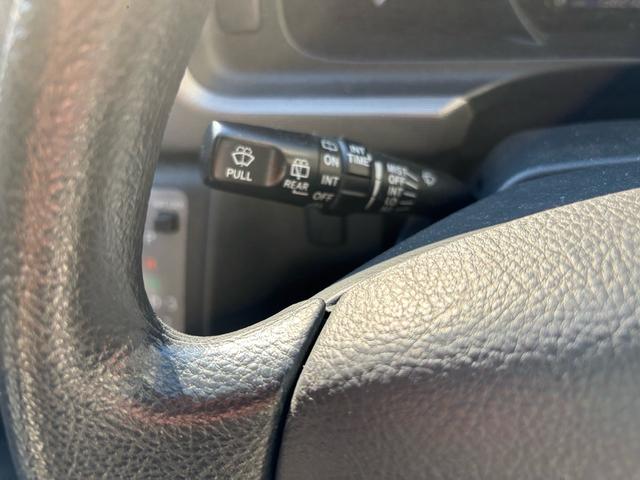 ハイエースバン ロングスーパーGL HDDナビ/地デジTV/バックカメラ/ETC/リアフリップダウンモニター/室内LED灯/リアスモーク小窓付き(43枚目)