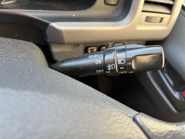 ハイエースバン ロングスーパーGL HDDナビ/地デジTV/バックカメラ/ETC/リアフリップダウンモニター/室内LED灯/リアスモーク小窓付き(44枚目)