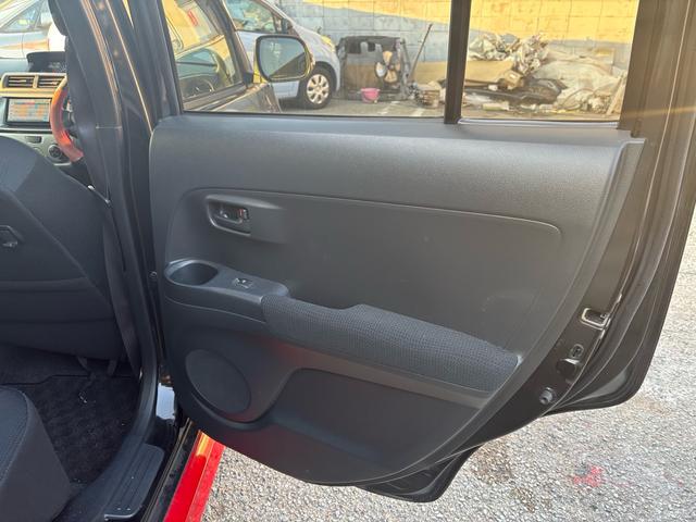 ｂＢ Ｚ　エアロパッケージ　社外フルエアロ／１６インチアルミ／車高調ローダウン／純正ＨＤＤナビ／地デジＴＶ／ＥＴＣ／キーレスエントリー／（19枚目）