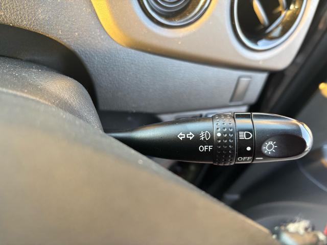 ｂＢ Ｚ　エアロパッケージ　社外フルエアロ／１６インチアルミ／車高調ローダウン／純正ＨＤＤナビ／地デジＴＶ／ＥＴＣ／キーレスエントリー／（25枚目）