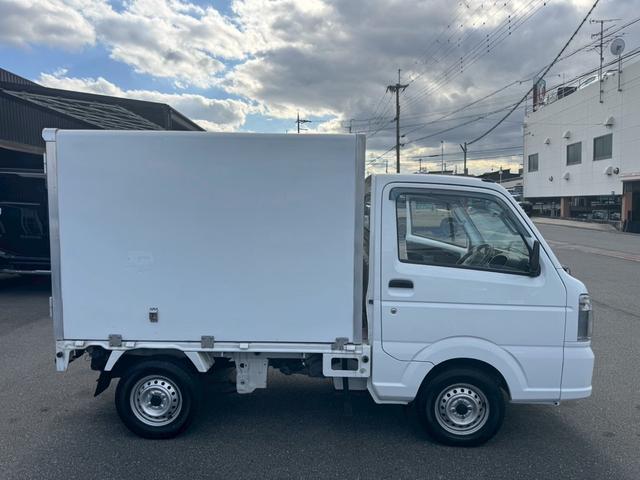 NT100クリッパートラック DX 保冷車 エアコン 運転席助手席エアバック ラジオ ヘッドライトレベライザー(10枚目)