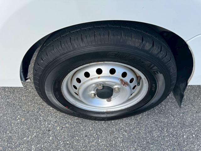 NT100クリッパートラック DX 保冷車 エアコン 運転席助手席エアバック ラジオ ヘッドライトレベライザー(16枚目)