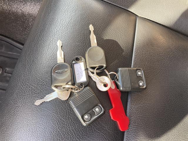 エクスプローラースポーツトラック フォード ｘｌｔ ４ｗｄ ジオバンナ２２インチアルミホイール ローダウン 社外マフラー ナビｔｖ バックモニター 後席モニター キーレス ａｃデルコ新品バッテリー交換済み 京都府 ｘｌｔ ４ｗｄ ジオバンナ２２インチアルミ