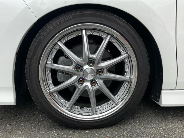 ステップワゴンスパーダ ｅ：ＨＥＶスパーダ　Ｇ・ＥＸ　ホンダセンシング　ＷＯＲＫ　ＬＡＮＶＥＣ　ＬＳ１０　１８インチアルミホイール　ＴＥＩＮ車高調　車中泊用ベッドキット　ワンオーナー　禁煙車　走行中テレビ視聴可　スペアキー（10枚目）