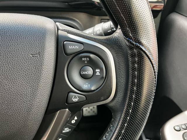 ステップワゴンスパーダ ｅ：ＨＥＶスパーダ　Ｇ・ＥＸ　ホンダセンシング　ＷＯＲＫ　ＬＡＮＶＥＣ　ＬＳ１０　１８インチアルミホイール　ＴＥＩＮ車高調　車中泊用ベッドキット　ワンオーナー　禁煙車　走行中テレビ視聴可　スペアキー（18枚目）