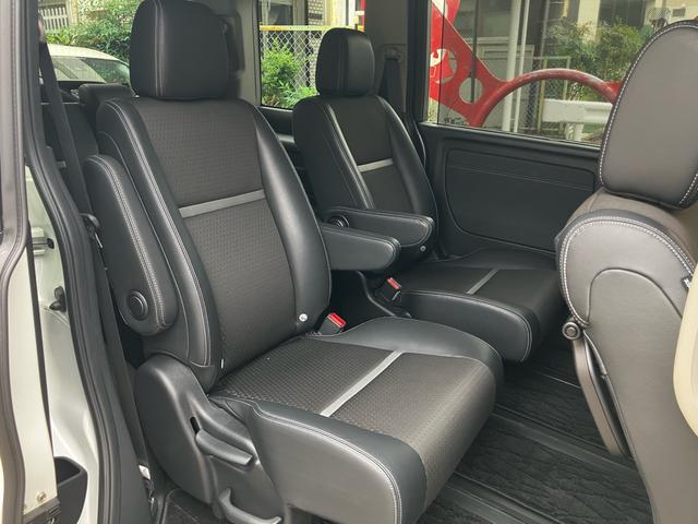 ステップワゴンスパーダ ｅ：ＨＥＶスパーダ　Ｇ・ＥＸ　ホンダセンシング　ＷＯＲＫ　ＬＡＮＶＥＣ　ＬＳ１０　１８インチアルミホイール　ＴＥＩＮ車高調　車中泊用ベッドキット　ワンオーナー　禁煙車　走行中テレビ視聴可　スペアキー（34枚目）