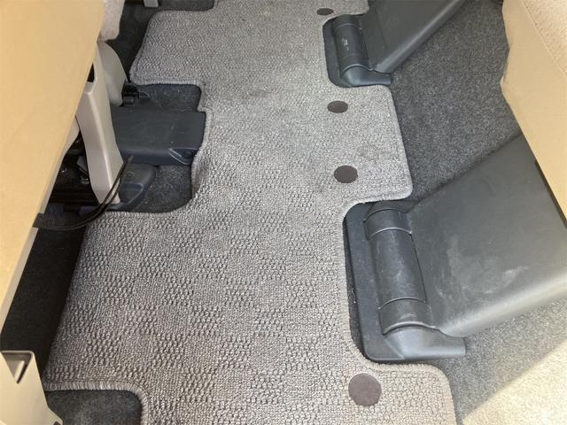 遠方の方も、大歓迎♪♪陸送代は、安価に設定！！詳しくは、スタッフまで！！無料通話番号は、００７８−６０４１−８６９４です♪