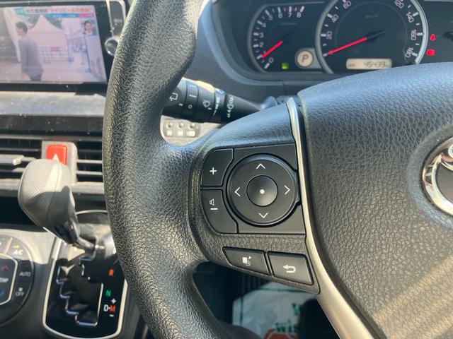 ヴォクシー Ｘ　ナビＴＶフルセグ　Ｂｌｕｅｔｏｏｔｈ接続可　ドラレコ　バックカメラ　スマートキー　パワーシート　アイドリングストップ　オートライト　ＬＥＤヘッドランプ　フルフラット　ステアリングスイッチ（22枚目）