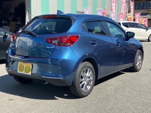 ＭＡＺＤＡ２ １５Ｓ　サンリットシトラス　セーフティクルーズパッケージ　ナビＴＶフルセグ　Ｂｌｕｅｔｏｏｔｈ接続可　バックカメラ　全周囲モニター　前後ドラレコ　ＥＴＣ　レーダークルーズ　シートヒーター　スマートキー　専用キーシェル（5枚目）
