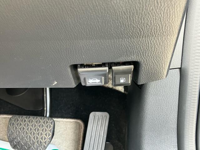ＭＡＺＤＡ２ １５Ｓ　サンリットシトラス　セーフティクルーズパッケージ　ナビＴＶフルセグ　Ｂｌｕｅｔｏｏｔｈ接続可　バックカメラ　全周囲モニター　前後ドラレコ　ＥＴＣ　レーダークルーズ　シートヒーター　スマートキー　専用キーシェル（19枚目）