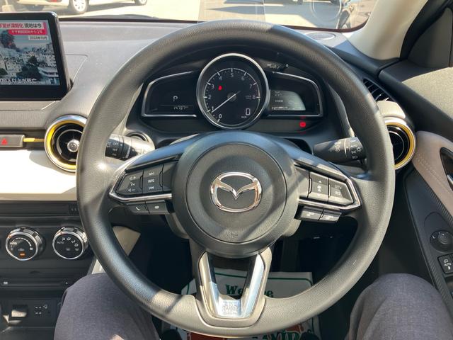 ＭＡＺＤＡ２ １５Ｓ　サンリットシトラス　セーフティクルーズパッケージ　ナビＴＶフルセグ　Ｂｌｕｅｔｏｏｔｈ接続可　バックカメラ　全周囲モニター　前後ドラレコ　ＥＴＣ　レーダークルーズ　シートヒーター　スマートキー　専用キーシェル（23枚目）
