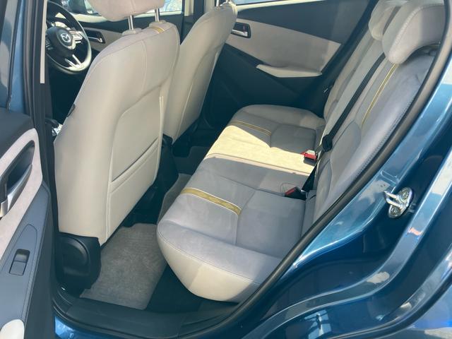 ＭＡＺＤＡ２ １５Ｓ　サンリットシトラス　セーフティクルーズパッケージ　ナビＴＶフルセグ　Ｂｌｕｅｔｏｏｔｈ接続可　バックカメラ　全周囲モニター　前後ドラレコ　ＥＴＣ　レーダークルーズ　シートヒーター　スマートキー　専用キーシェル（59枚目）