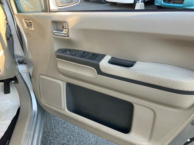 ライフ Gスマートプラス スマートキー バックカメラ CD FM・AM チルトステアリング クロームメッキ・シフトノブボタン ドアアームレスト(表側付)起毛トリコット フルオートエアコン アレルフリー高性能脱臭フィルター(16枚目)