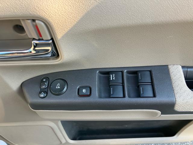 ライフ Gスマートプラス スマートキー バックカメラ CD FM・AM チルトステアリング クロームメッキ・シフトノブボタン ドアアームレスト(表側付)起毛トリコット フルオートエアコン アレルフリー高性能脱臭フィルター(17枚目)