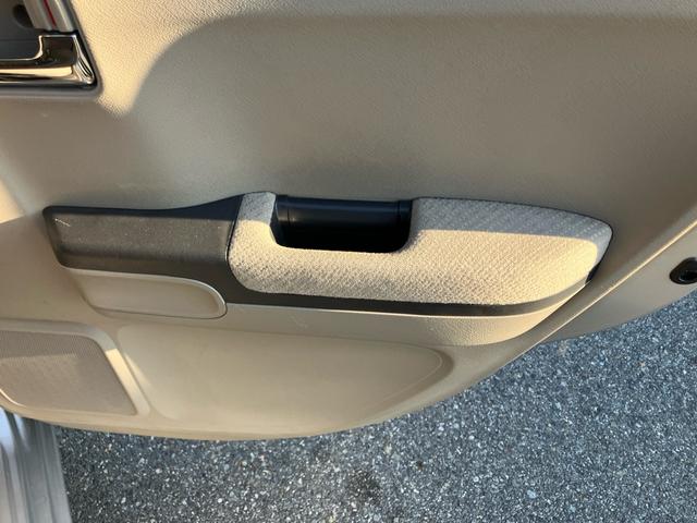 ライフ Gスマートプラス スマートキー バックカメラ CD FM・AM チルトステアリング クロームメッキ・シフトノブボタン ドアアームレスト(表側付)起毛トリコット フルオートエアコン アレルフリー高性能脱臭フィルター(49枚目)