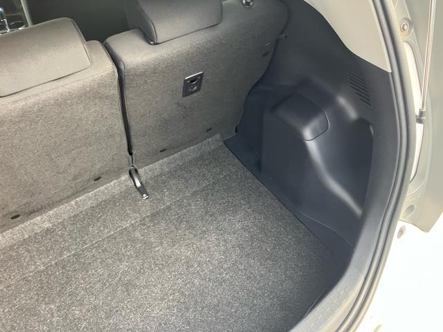 アクア Ｓ　ナビ　ＴＶフルセグ　Ｂｌｕｅｔｏｏｔｈ接続可　バックカメラ　ＥＴＣ　ドライブレコーダー　スマートキー　スペアキーあり　オートライト　アルミホイール　走行距離７．３万ｋｍ　運転席・助手席エアバッグ（8枚目）