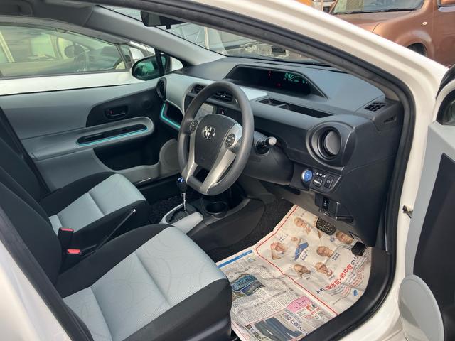 アクア Ｓ　ナビ　ＴＶフルセグ　Ｂｌｕｅｔｏｏｔｈ接続可　バックカメラ　ＥＴＣ　ドライブレコーダー　スマートキー　スペアキーあり　オートライト　アルミホイール　走行距離７．３万ｋｍ　運転席・助手席エアバッグ（16枚目）