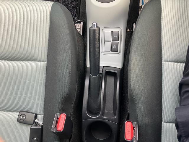 アクア Ｓ　ナビ　ＴＶフルセグ　Ｂｌｕｅｔｏｏｔｈ接続可　バックカメラ　ＥＴＣ　ドライブレコーダー　スマートキー　スペアキーあり　オートライト　アルミホイール　走行距離７．３万ｋｍ　運転席・助手席エアバッグ（42枚目）