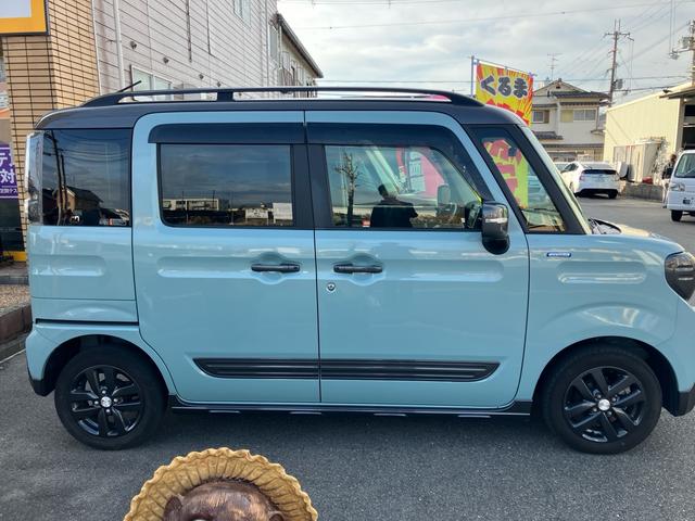 フレアワゴンタフスタイル ハイブリッドＸＳ　前後ドラレコ　ナビ　フルセグＴＶ　ＥＴＣ　両側パワースライドドア　シートヒーター　フルフラット　ルーフレール　クルーズコントロール　スマートキー　クリアランスソナー　レーンアシスト　オートライト（4枚目）