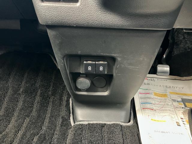 フレアワゴンタフスタイル ハイブリッドＸＳ　前後ドラレコ　ナビ　フルセグＴＶ　ＥＴＣ　両側パワースライドドア　シートヒーター　フルフラット　ルーフレール　クルーズコントロール　スマートキー　クリアランスソナー　レーンアシスト　オートライト（39枚目）