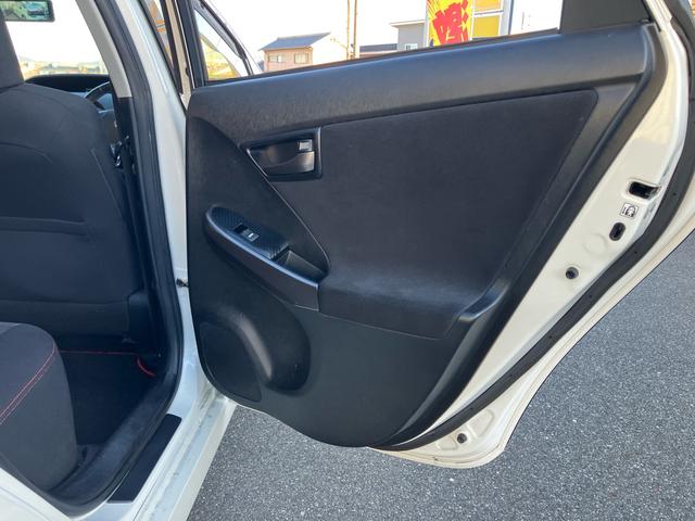 プリウス Ｓツーリングセレクション・Ｇ’ｓ　デジタルインナーミラー　前後ドラレコ　ＥＴＣ　ナビ　ＴＶ　Ｂｌｕｅｔｏｏｔｈ接続可　バックカメラ　スマートキー　スペアキーあり　プッシュスタート　ステアリングスイッチ　ヘッドライトウォッシャー（50枚目）