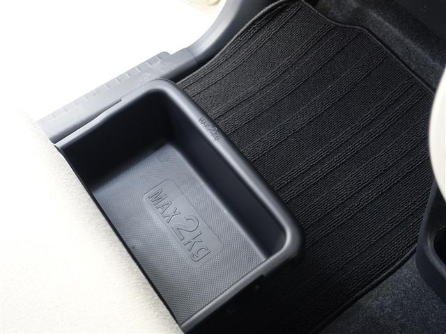 ムーヴキャンバス Ｘメイクアップリミテッド　ＳＡＩＩＩ　フルセグ　メモリーナビ　ＤＶＤ再生　ミュージックプレイヤー接続可　バックカメラ　衝突被害軽減システム　両側電動スライド　アイドリングストップ（22枚目）