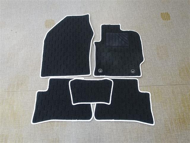 カローラスポーツ ハイブリッドＧ　Ｚ　フルセグ　メモリーナビ　ミュージックプレイヤー接続可　バックカメラ　衝突被害軽減システム　ＥＴＣ　ＬＥＤヘッドランプ（38枚目）