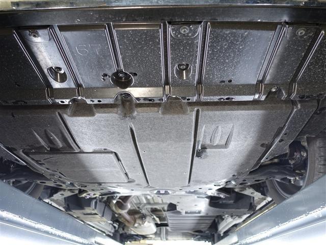 ヴォクシー ハイブリッドＳ－Ｚ　フルセグ　メモリーナビ　ＤＶＤ再生　ミュージックプレイヤー接続可　後席モニター　バックカメラ　衝突被害軽減システム　ＥＴＣ　ドラレコ　両側電動スライド　ＬＥＤヘッドランプ　乗車定員７人　３列シート（34枚目）