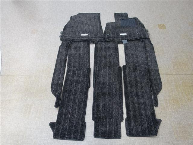 ヴォクシー ハイブリッドＳ－Ｚ　フルセグ　メモリーナビ　ＤＶＤ再生　ミュージックプレイヤー接続可　後席モニター　バックカメラ　衝突被害軽減システム　ＥＴＣ　ドラレコ　両側電動スライド　ＬＥＤヘッドランプ　乗車定員７人　３列シート（36枚目）