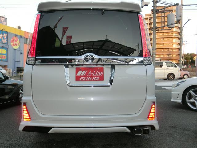 ヴォクシー ＺＳ　煌　全国６ヶ月保証　モデリスタエアロ　純正１２．１型後席モニター　純正１０型ナビ　フルセグＴＶ　バックカメラ　ドライブレコーダー　両側電動スライドドア　クルーズコントロール　ＥＴＣ　ＬＥＤライト　禁煙車（8枚目）