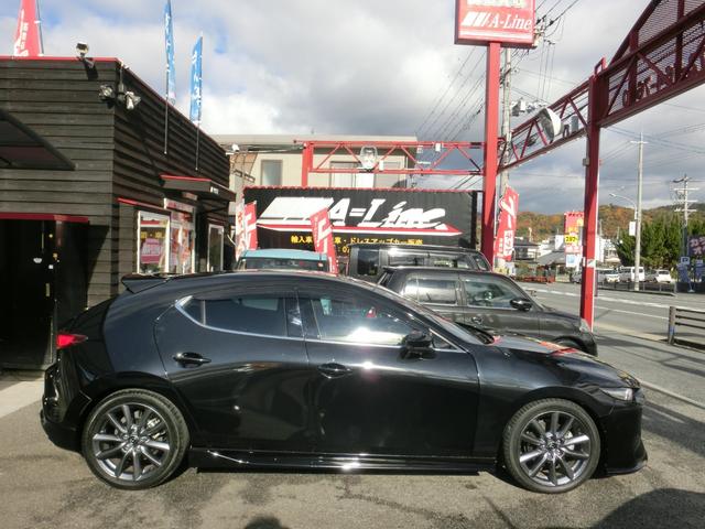 ＭＡＺＤＡ３ファストバック ２０Ｓプロアクティブ　ツーリングセレクション　全国１年保証！オートエグゼエアロ！禁煙車！Ｍ　Ｈｙｂｒｉｄ（エム　ハイブリッド）！１０．２５型純正フルセグナビ！　全周囲カメラ！　シートヒーター！レーダークルーズコントロール！パワーシート！（7枚目）