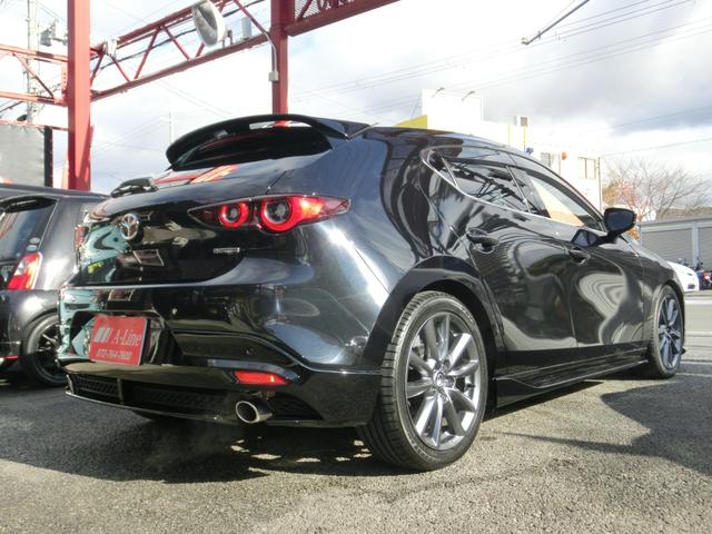 ＭＡＺＤＡ３ファストバック ２０Ｓプロアクティブ　ツーリングセレクション　全国１年保証！オートエグゼエアロ！禁煙車！Ｍ　Ｈｙｂｒｉｄ（エム　ハイブリッド）！１０．２５型純正フルセグナビ！　全周囲カメラ！　シートヒーター！レーダークルーズコントロール！パワーシート！（8枚目）